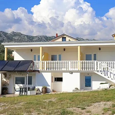 Sani Apartamento Seline